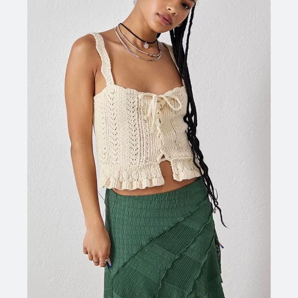 Urban Outfitters Tops - NWT URBAN OUTFITTERS Carmella Ruffle Knit Tank Top Large